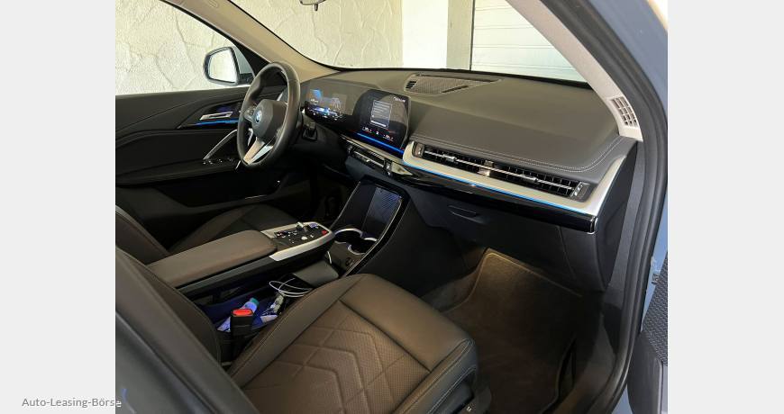 BMW iX1 xDrive30