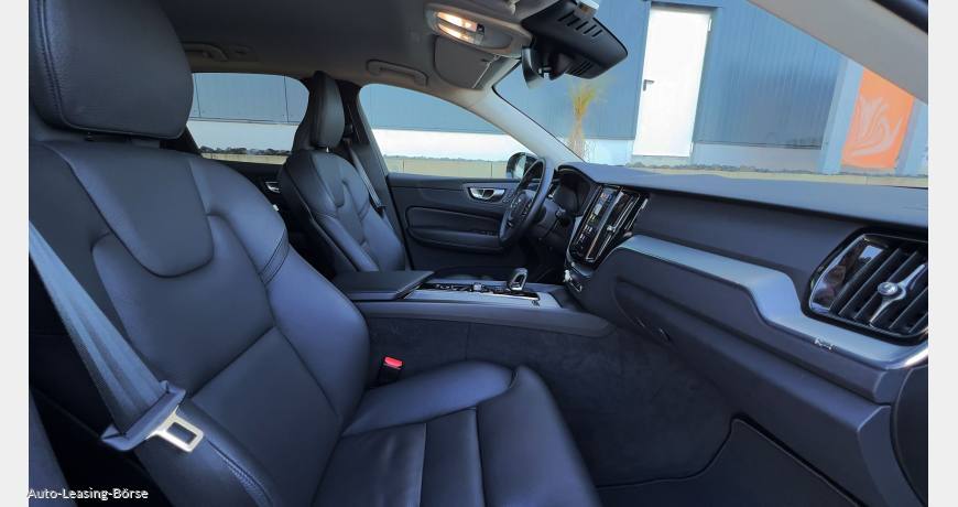 Volvo XC60 B4 Diesel Plus Dark Autom., AHK, inkl. Wartung & Verschleiß