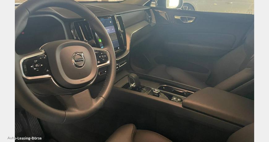 Volvo XC60 Recharge (PLUG-IN) T8 AWD Ultimate Bright inkl. Wartung & Verschleiß, Kfz-Versicherung