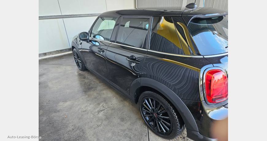 MINI Cooper 5-Türer Autom. NAVI