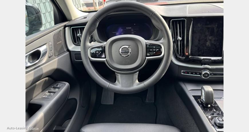 Volvo XC60 B4 Diesel Plus Dark Autom.*SD*Standheizung*, inkl. Service